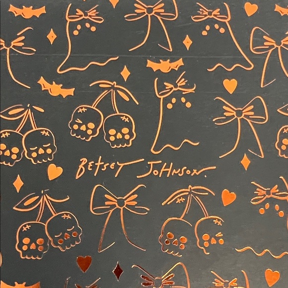 Betsey Johnson | Iridescent Ghost w/ Pearl/Gem Tassel Bag Charm - Picture 2 of 10